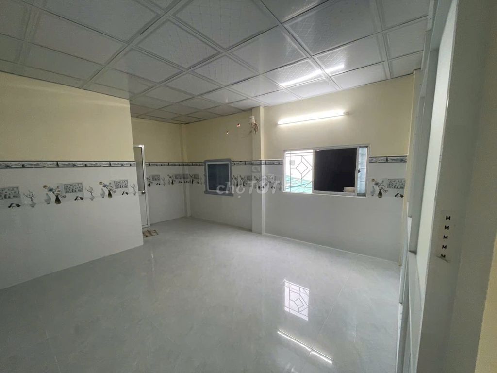 Срочная продажа дома в Хокмоне, SHR, 2 фасада, XUÂN THỚI 7