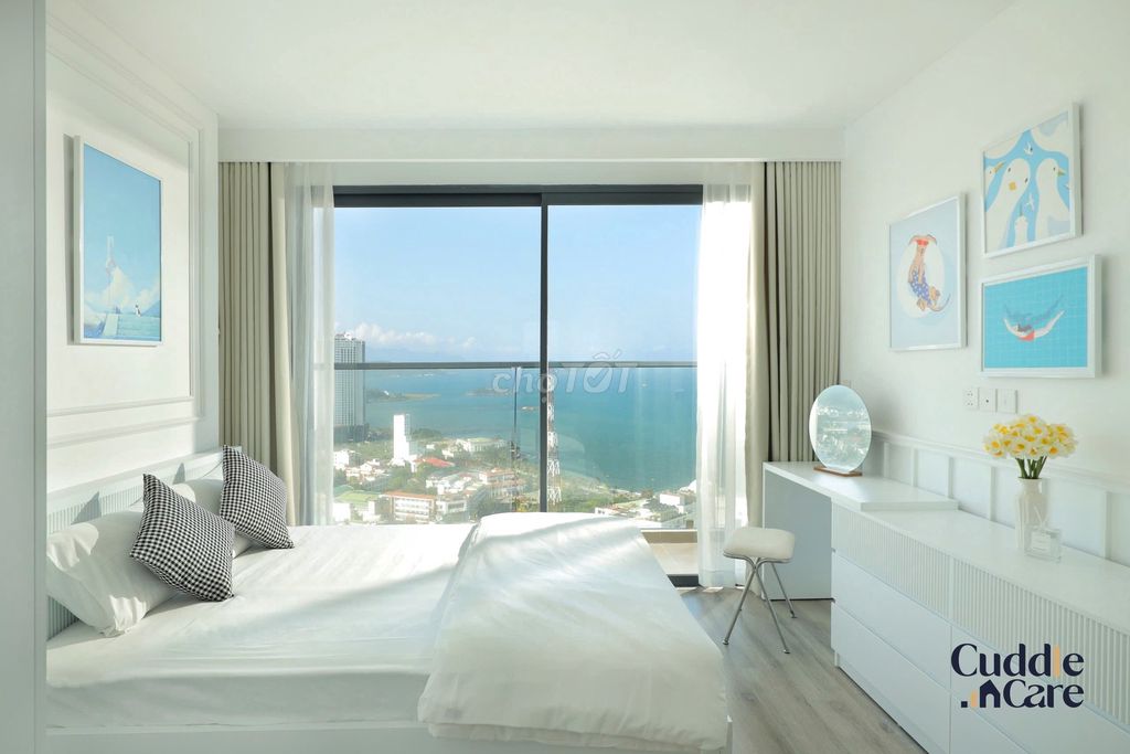 Фото 2: 2-комнатная квартира Marina Suites с видом на море