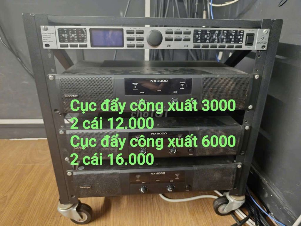 Усилитель Behringer NX6000 черный