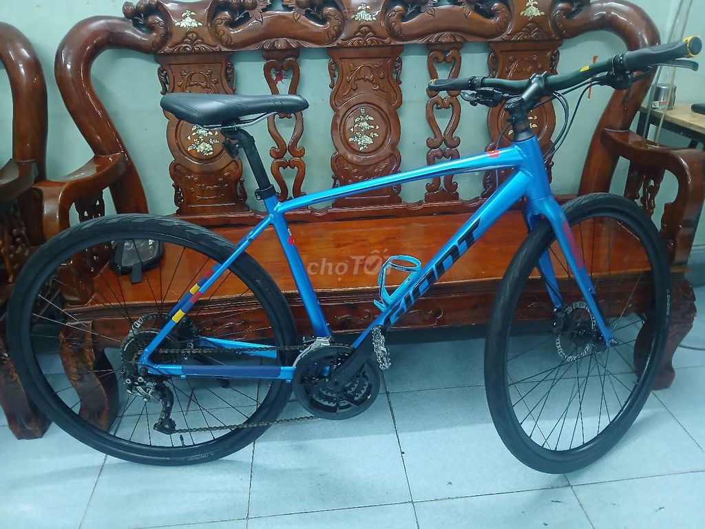 Спортивный велосипед Giant Escape 1 Disc, алюминий ALUXX