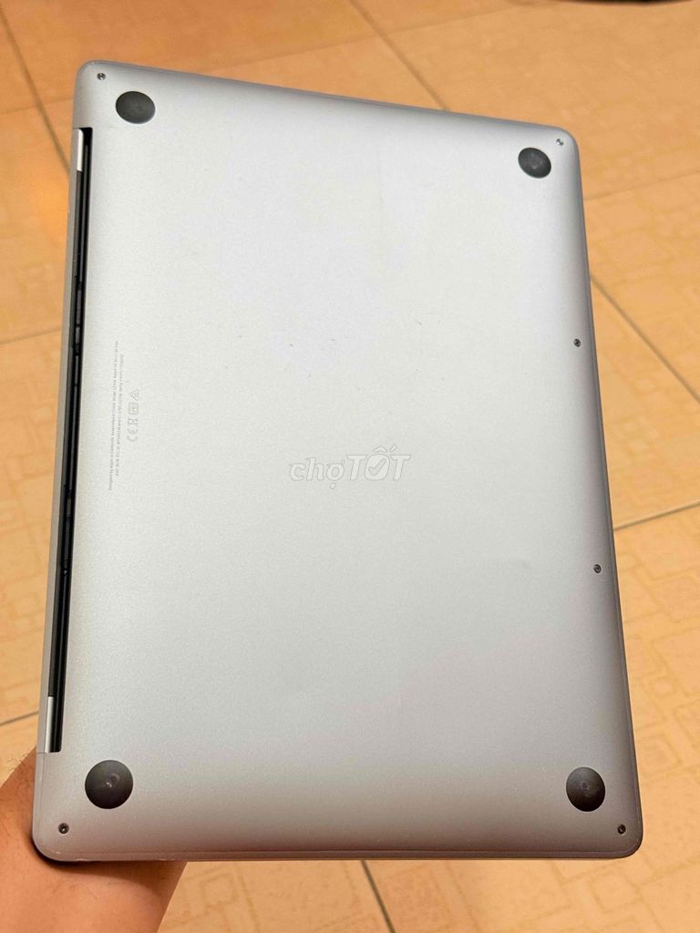 Apple MacBook Pro M1 13 дюймов 8 ГБ/256 ГБ серебристый