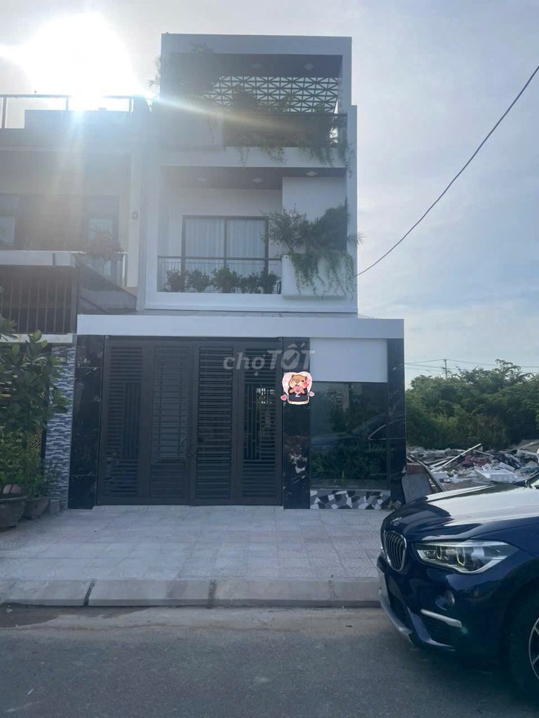 🏡 Продажа нового дома высокого класса – Нгуханьшон