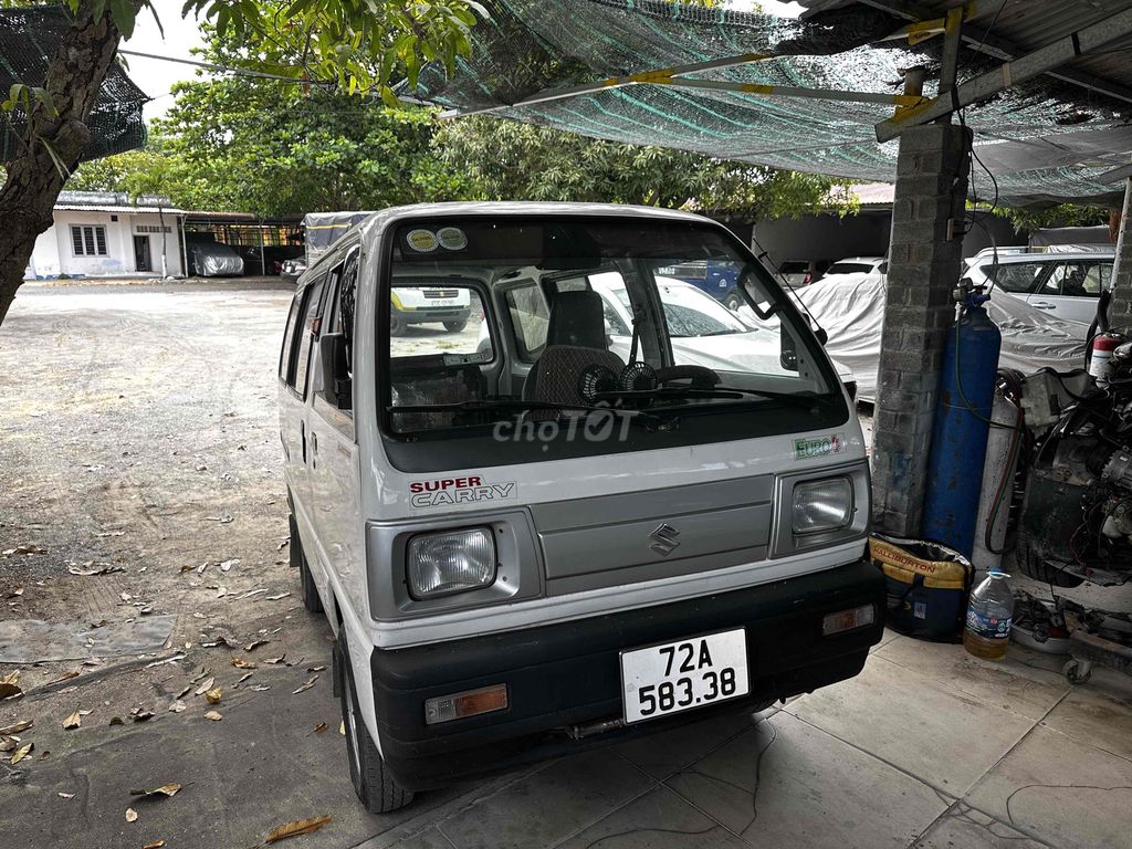 Suzuki Carry 2005 белый 7 мест