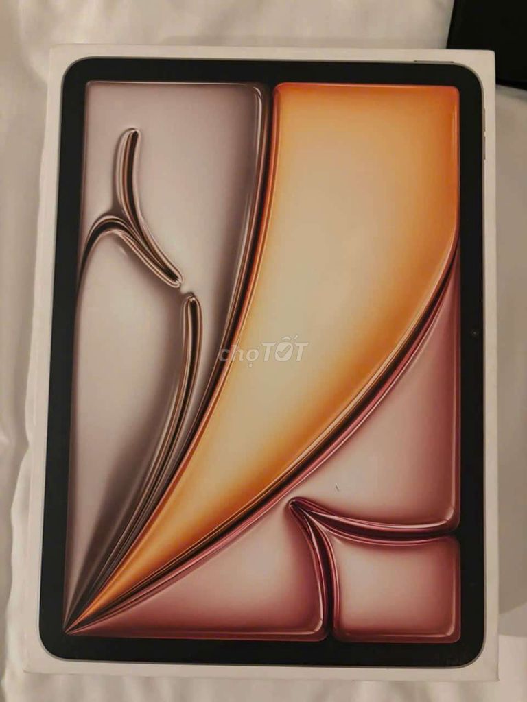 Фото 2: Apple iPad Air 8 M1 серебристый Liquid Retina