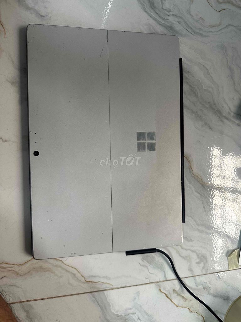 Microsoft Surface Pro 5 i5-7300U 8GB/256GB 2K Silver