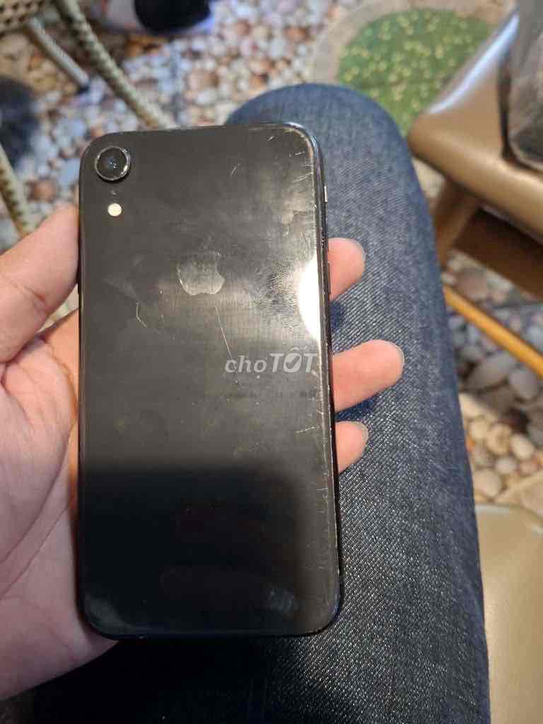 Фото 3: Apple iPhone XR 64GB Чёрный 80%