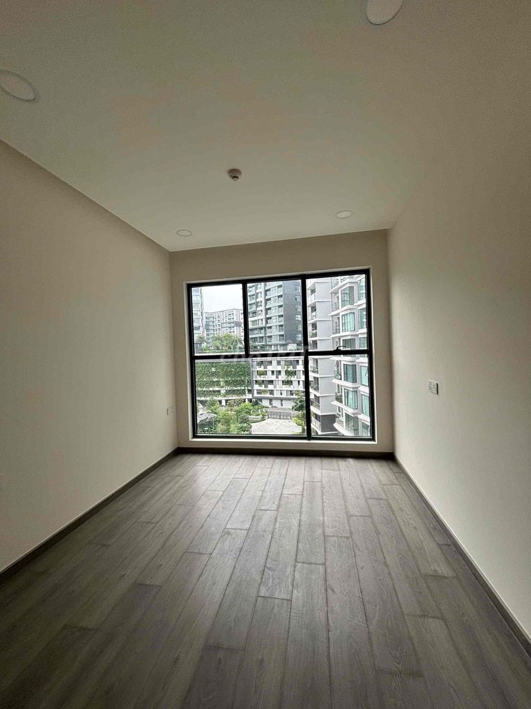 Фото 3: 17 млн аренда Diamond Centery Celadon City Tân Phú 96м² 2 спальни без мебели, красивый вид
