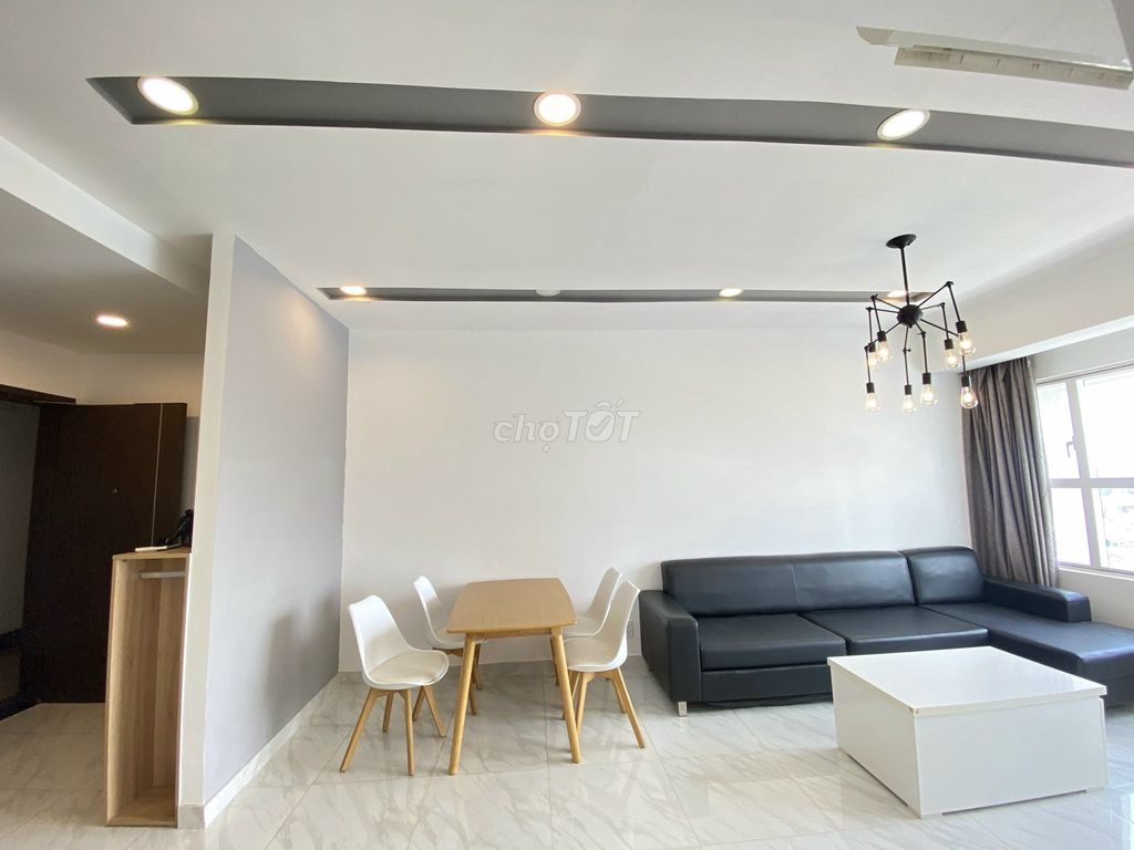 Фото 2: Собственник госпожа Тхыонг продает квартиру в Sơn Trà Ocean View, 1 спальня, 50 м², цена 1.6 млрд