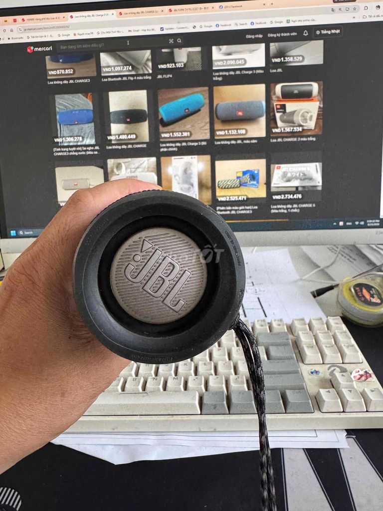 Фото 3: Колонка Bluetooth JBL Flip 5 черная, б/у