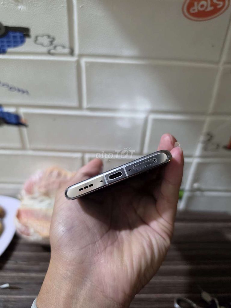 Фото 2: Oppo Find X7 Ultra 12GB 256GB продается или обмен