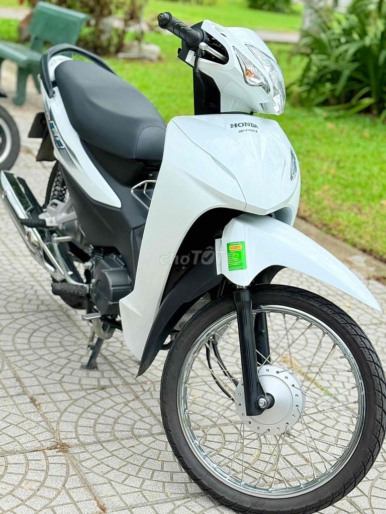 Фото 3: Honda Wave 2024 Белый, плохая задолженность, внеси 6 млн и забирай