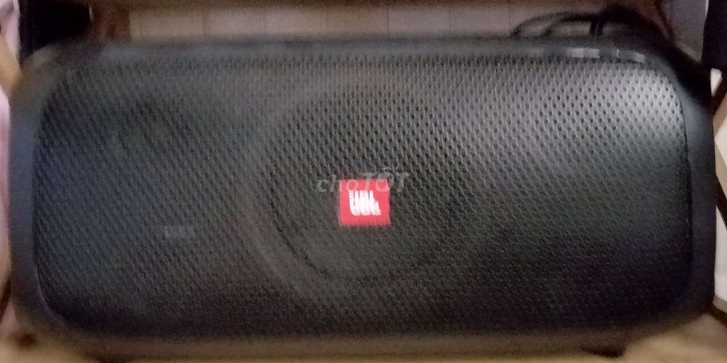 Колонка JBL черная