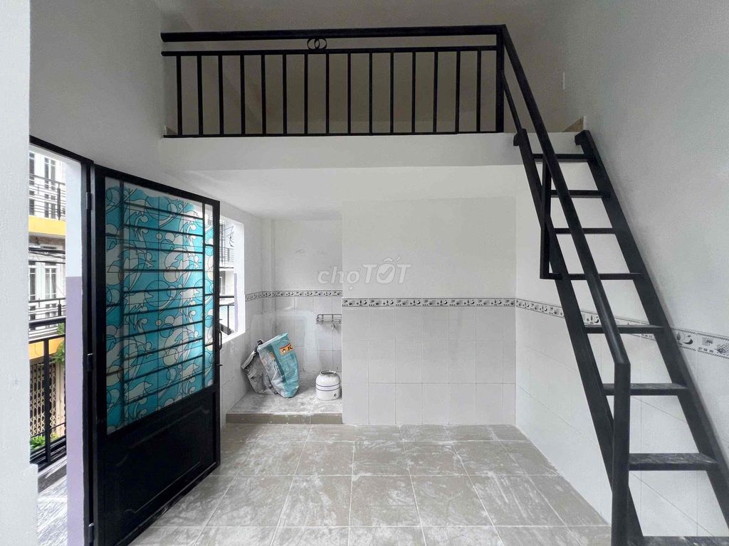 Фото 3: СДАЁТСЯ НОВЫЙ DUPLEX С БАЛКОНОМ, БЕСПЛАТНАЯ ПАРКОВКА ДЛЯ МОТОБАЙКА РЯДОМ С CELADON, AEON TPHU🔥