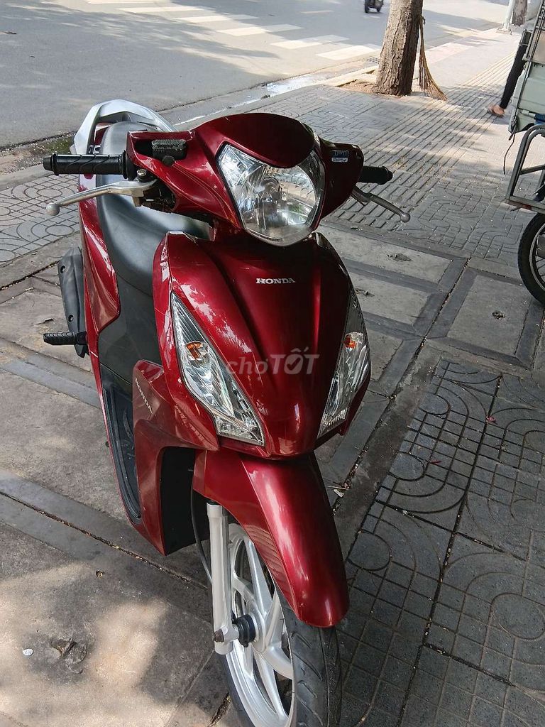Honda Vision 2017 màu Đỏ