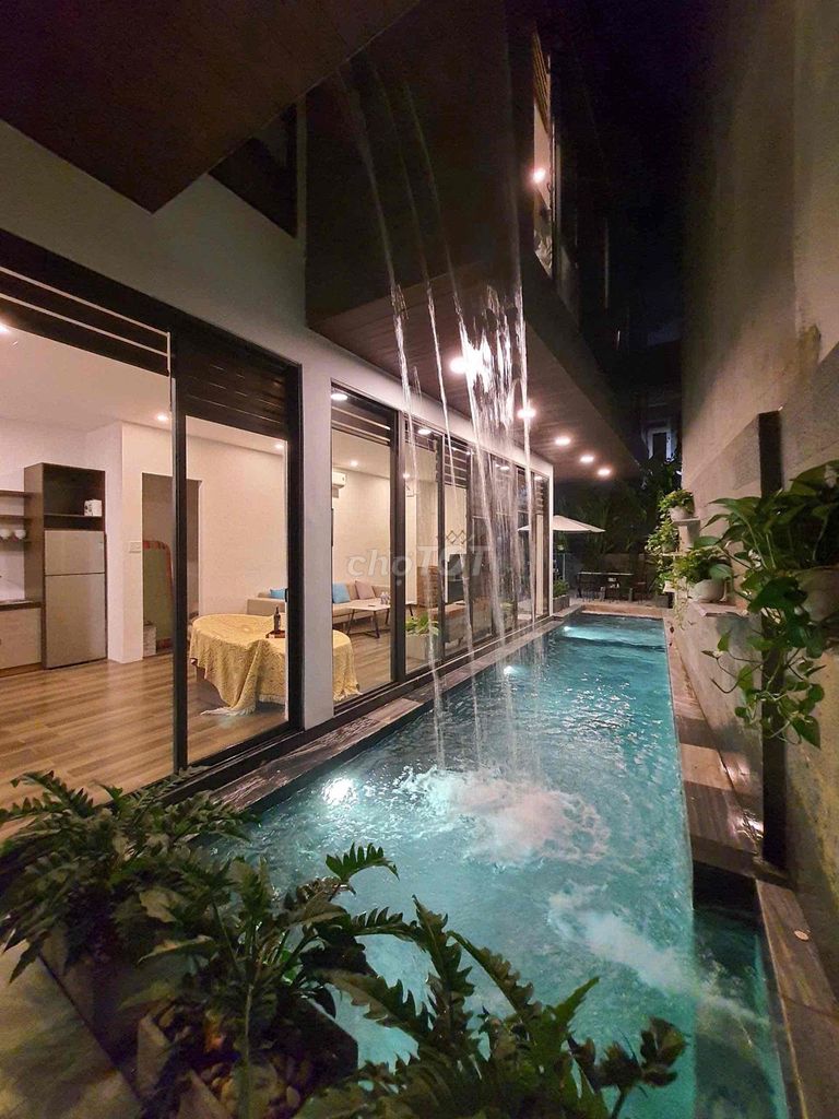 Квартира 120 м², 2 спальни, 2 санузла, 1 бассейн