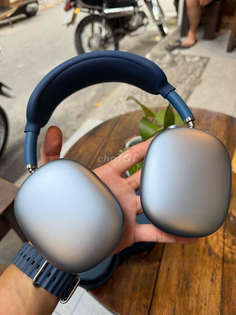 Наушники AirPods Max синие, разъем Lightning, новые 99%