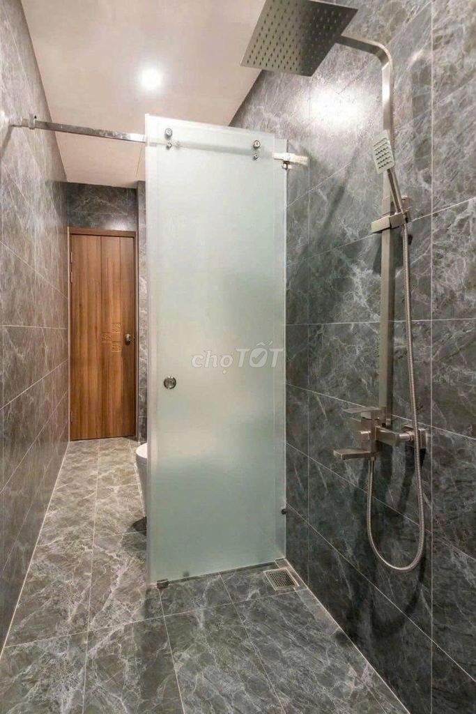 🏠 СДАЁТСЯ КВАРТИРА С БАЛКОНОМ, ПОЛНОСТЬЮ МЕБЛИРОВАННАЯ – РЯДОМ С МОРЕМ – ШОНТРА