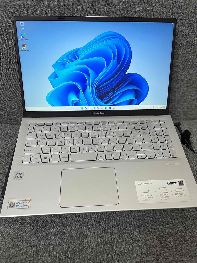 ASUS Vivobook i5 1035G1 15 дюймов