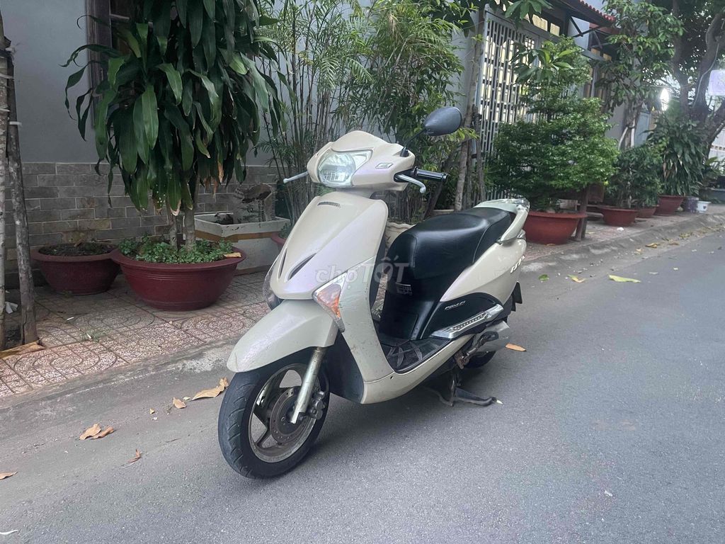 Honda Lead Fi 110, двигатель тихий, номер 72