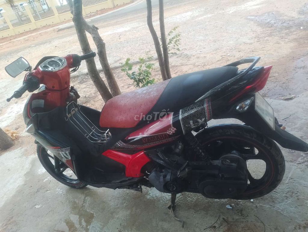 Фото 3: Yamaha Nouvo 132cc красно-черный