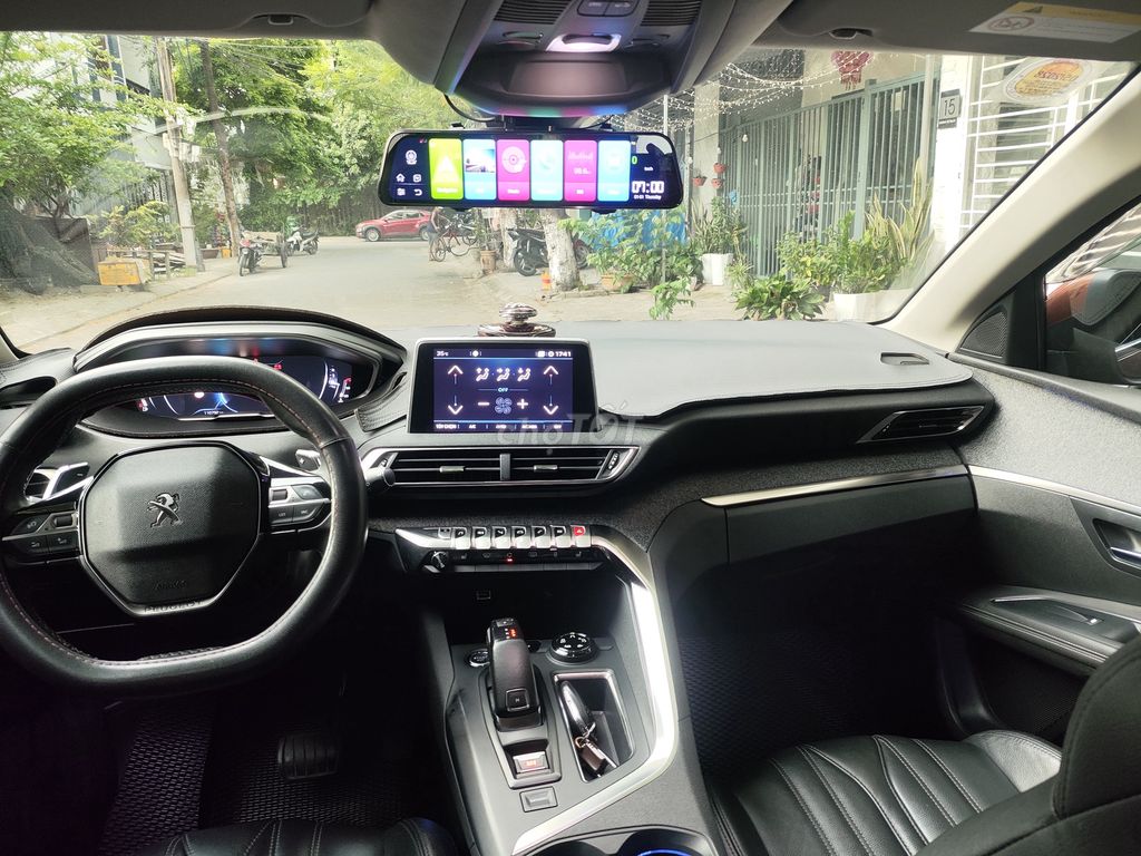 Peugeot 3008 GT 2019 1.6L