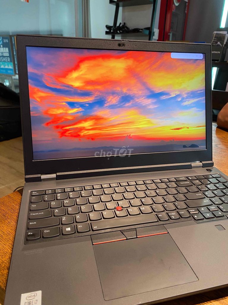 THINKPAD P15 GEN 1 i7-10850H | NVIDIA QUADRO T2000