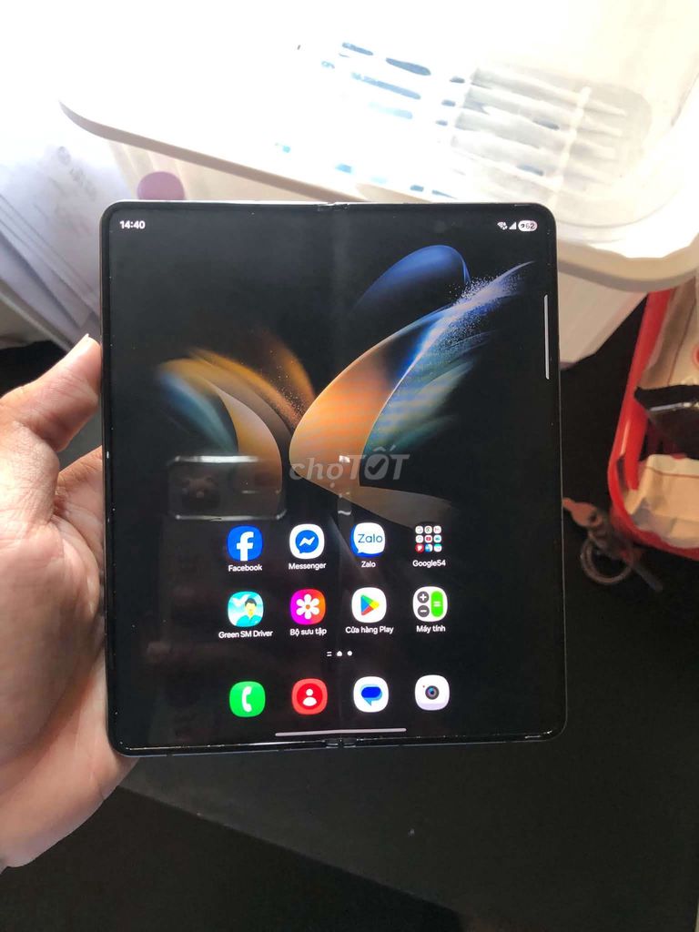 Фото 2: Samsung Galaxy Z Fold4 1TB серый 12GB