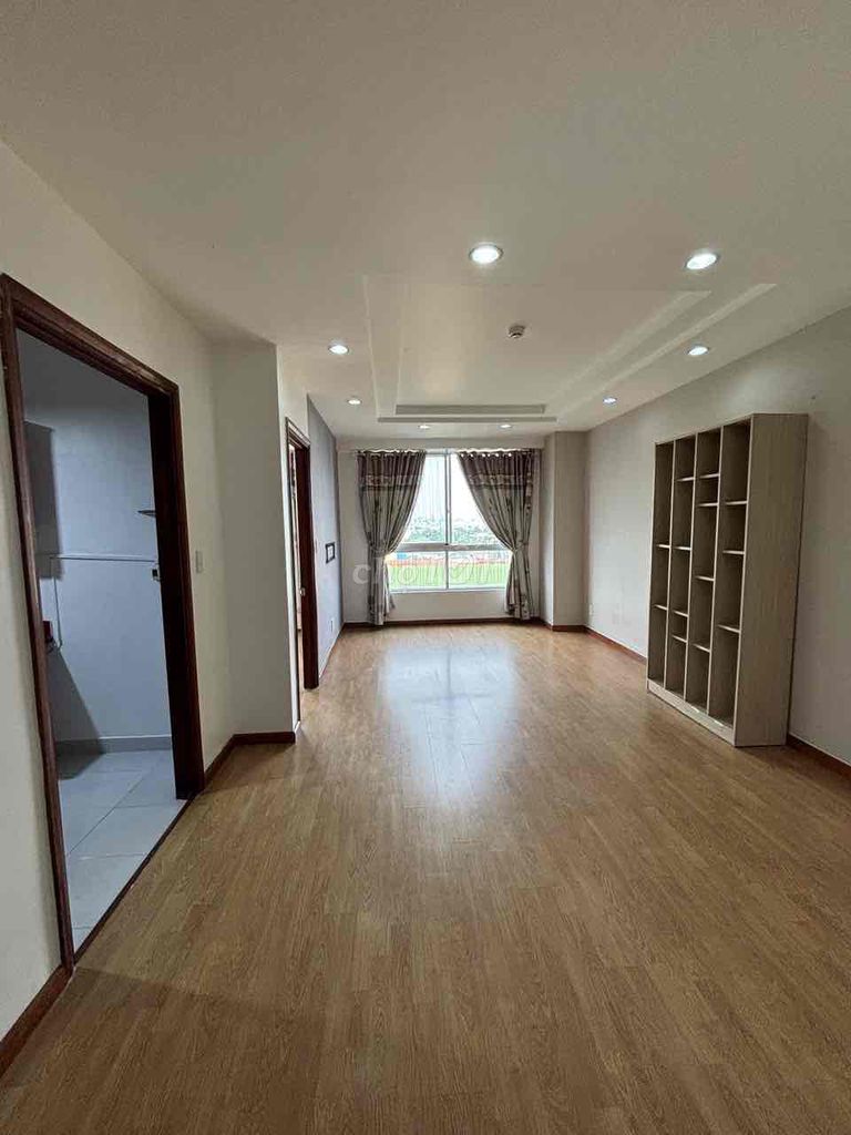 Сдается квартира 51F Chánh Hưng Q8 74м2 2 спальни, как на фото, 10 млн