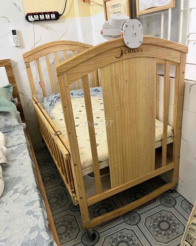 Фото 3: Детская коляска Chilux, коричневая, жёлтая, б/у