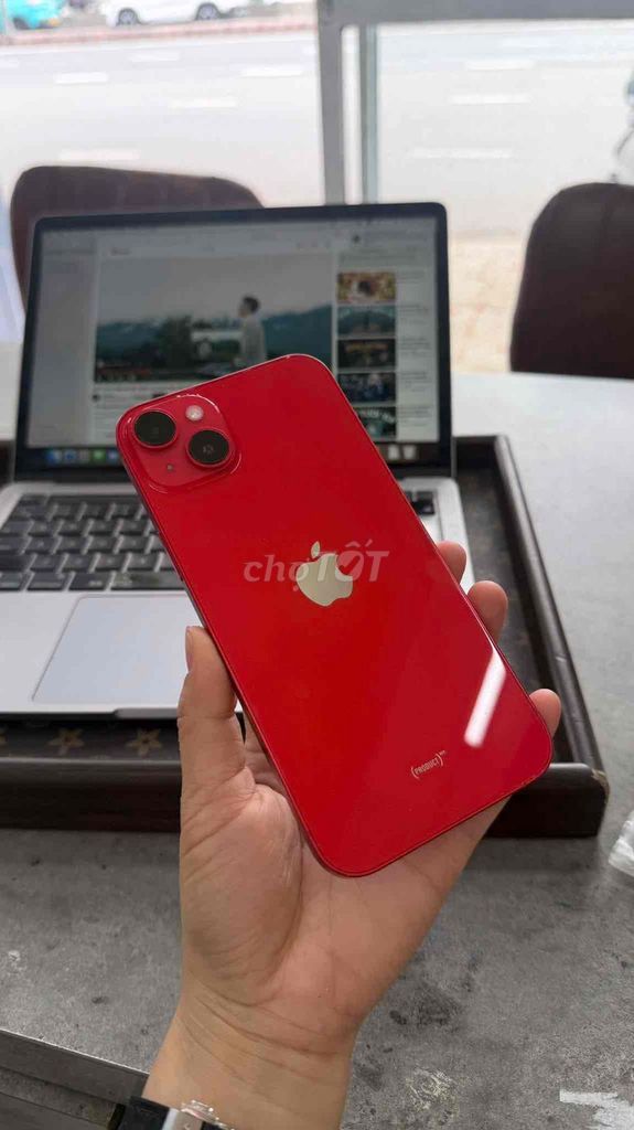 Фото 3: Apple iPhone 14 Plus 128GB Красный 99%