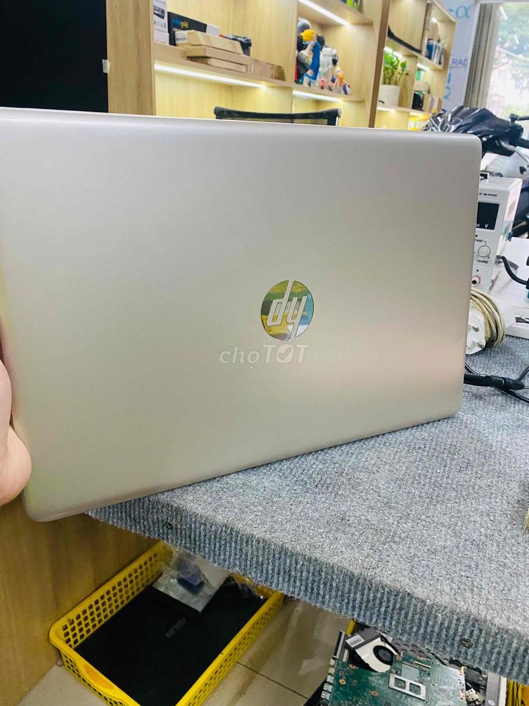 Фото 2: HP Pavilion 15 i3-7020U 15.6 inch 8GB/256GB