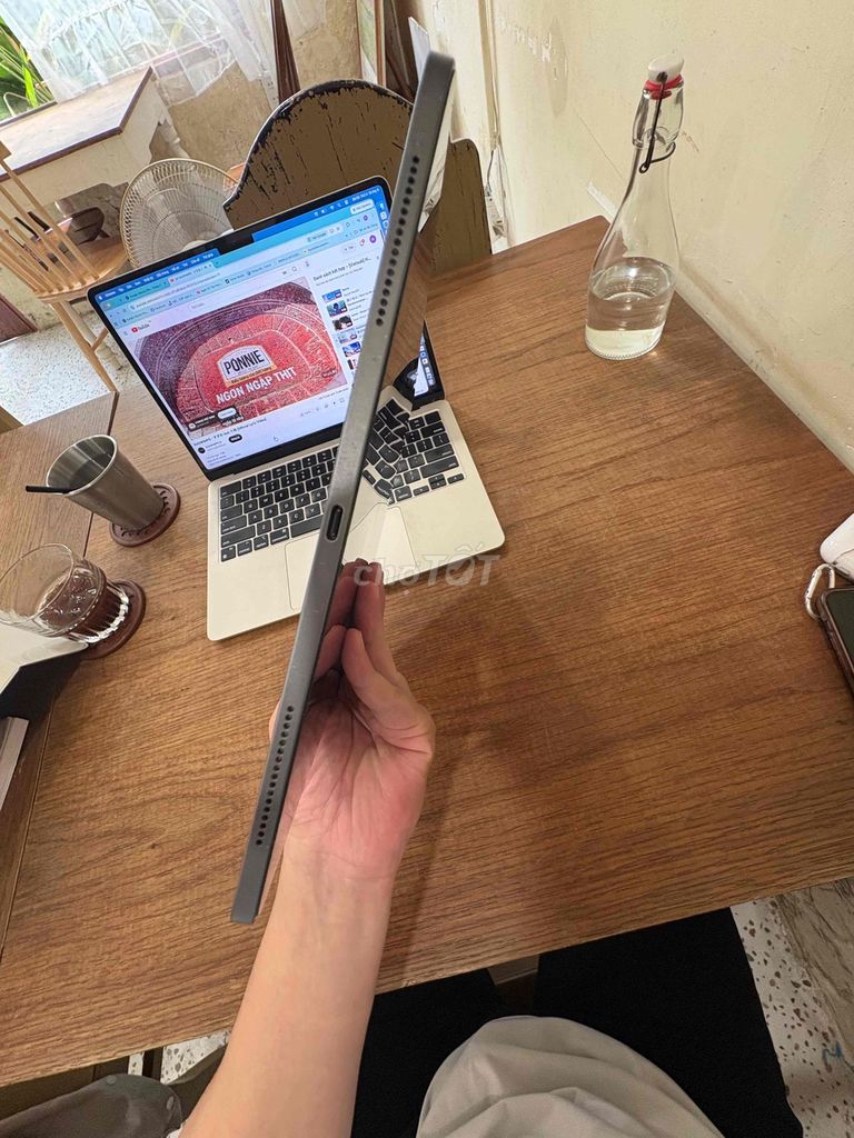 Фото 2: Apple iPad Pro Серый 13 дюймов