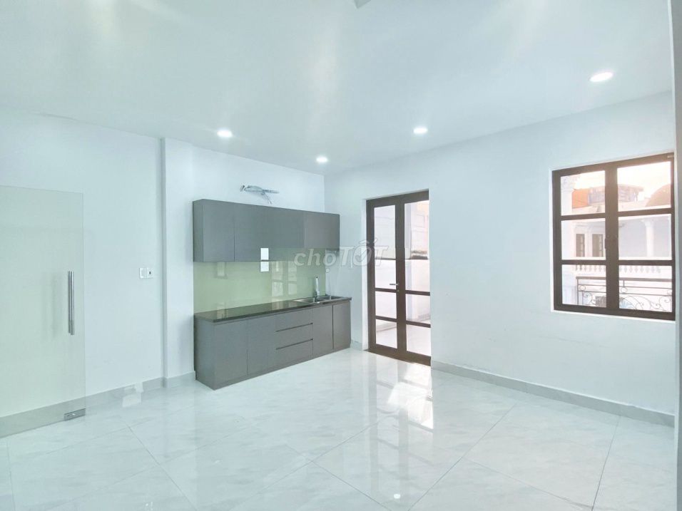 Аренда дома Cityland Park Hills, Го Вап, 6 спален, 38 млн/месяц