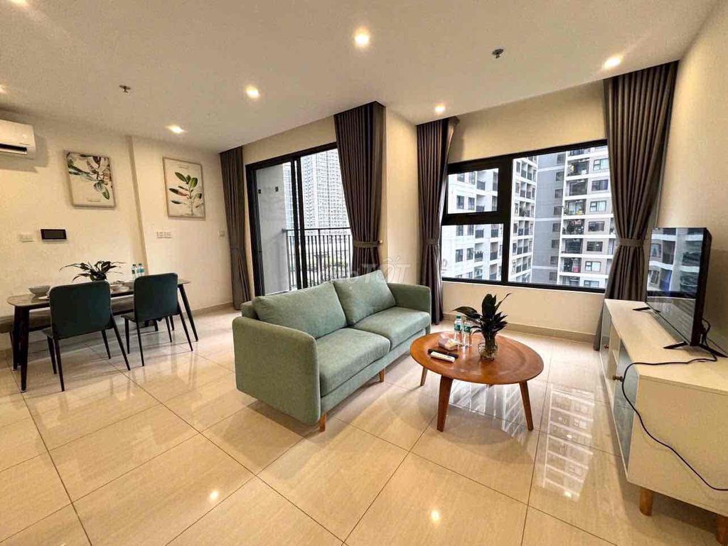 Фото 2: Сдается квартира 2 спальни с полной меблировкой, красивая, Vinhomes Grand Park, район 9