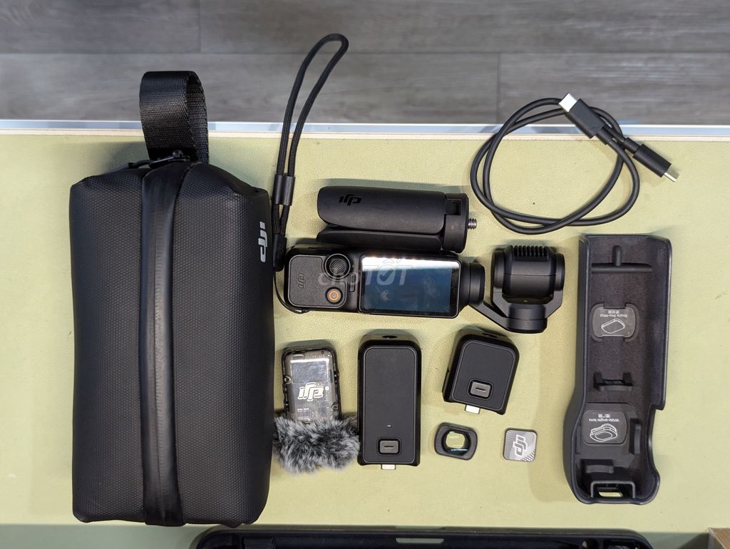 DJI Osmo Pocket 3 Creator Combo