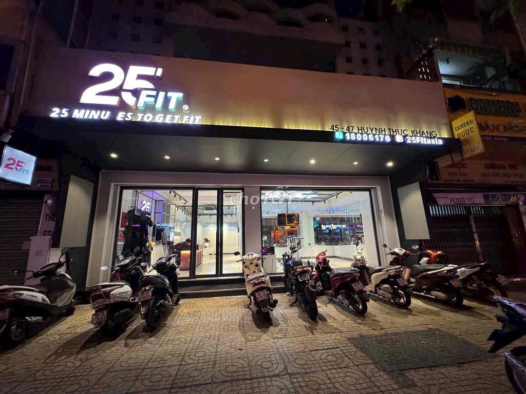 Фото 2: Срочная аренда угловой виллы 2 фасада 36A Chế Lan Viên, район Tây Thạnh, округ Tân Phú