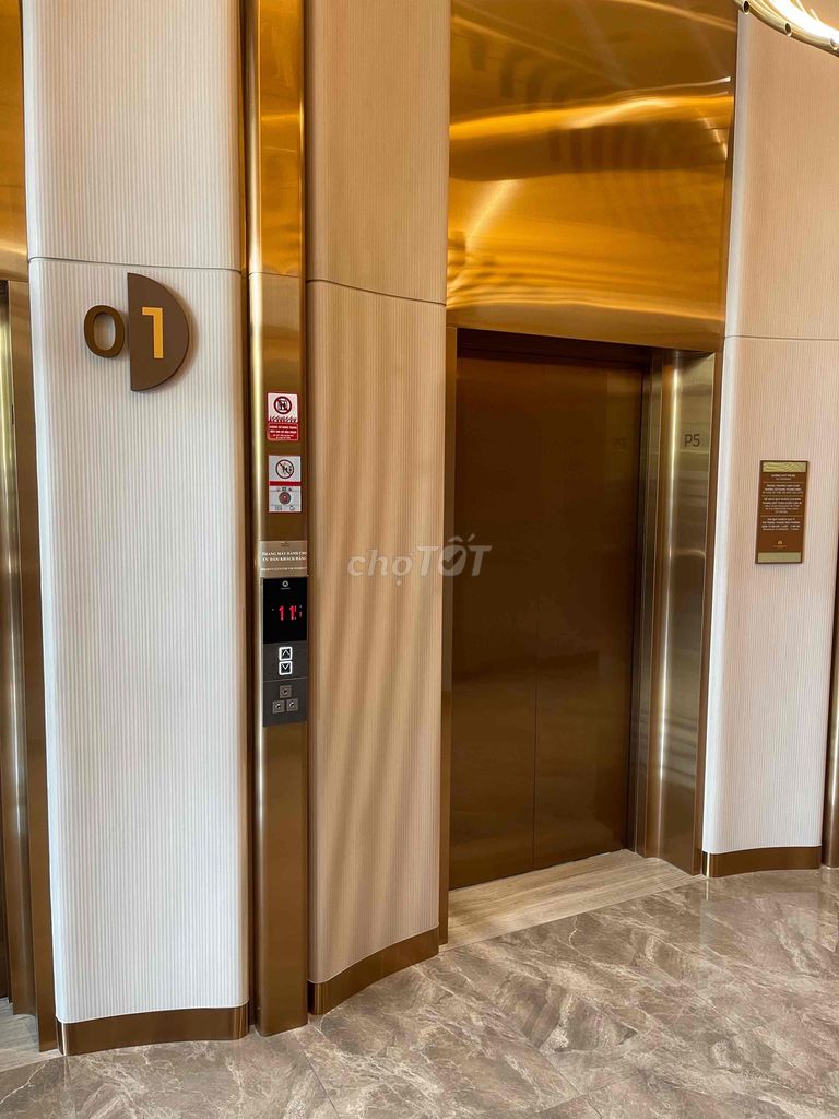 Фото 3: Квартира Sun Ponte, 2 спальни, есть бассейн. В 200 метрах от моста Дракона