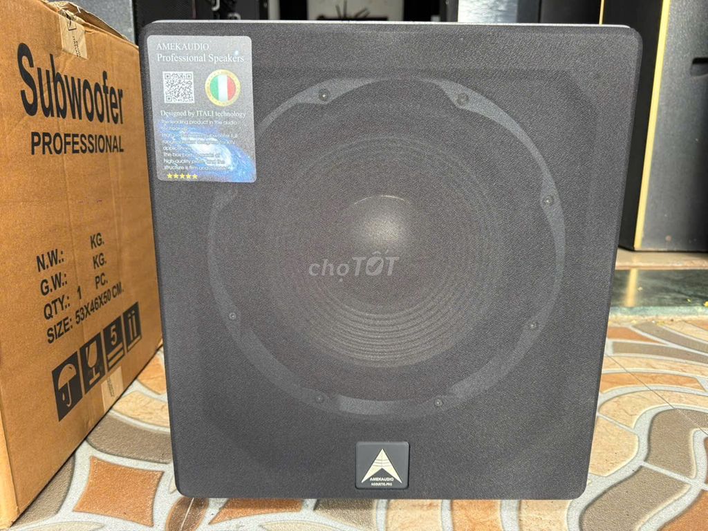 Фото 2: Сабвуфер AMEKAUDIO W350 Black Italy, динамик 30, качественный