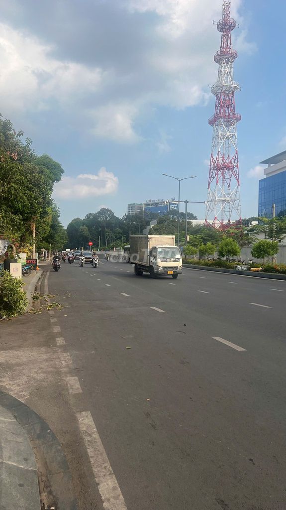 Фото 2: 2 МАТИЧНЫХ ФАСАДА PHAN THÚC DUYỆN, TÂN BÌNH - 10x10м - 3 ЭТАЖА - ЦЕНА 55 МЛН