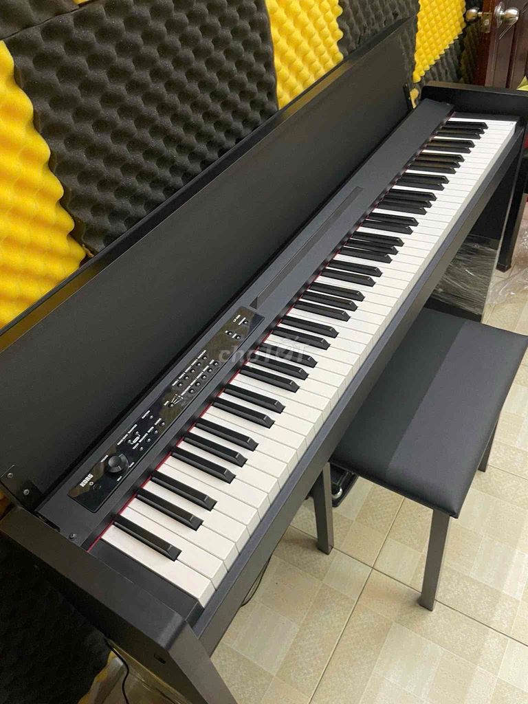 Фото 2: Электрическое пианино Korg LP-380 Черное дерево
