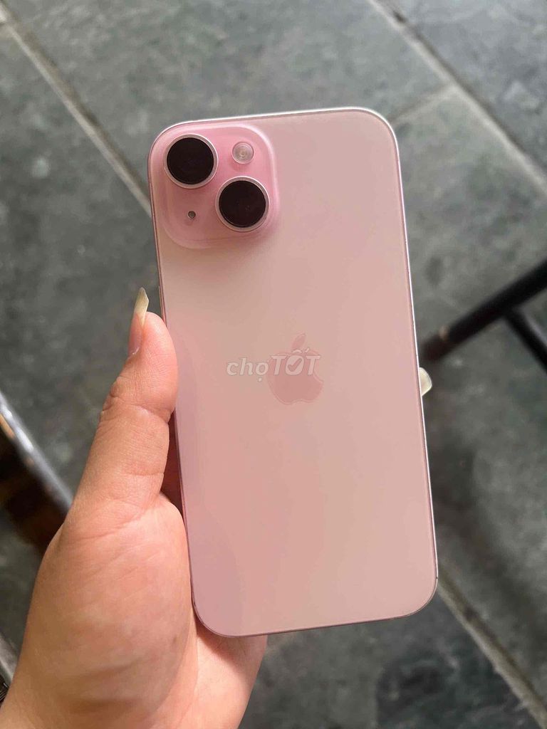 Apple iPhone 15 розовый, б/у