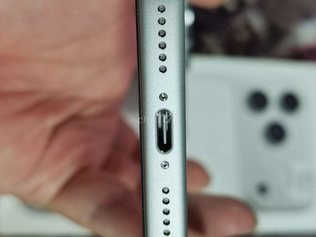Фото 3: iPhone 17 Pro Max 256GB siêu lướt TGDD bán hay GL