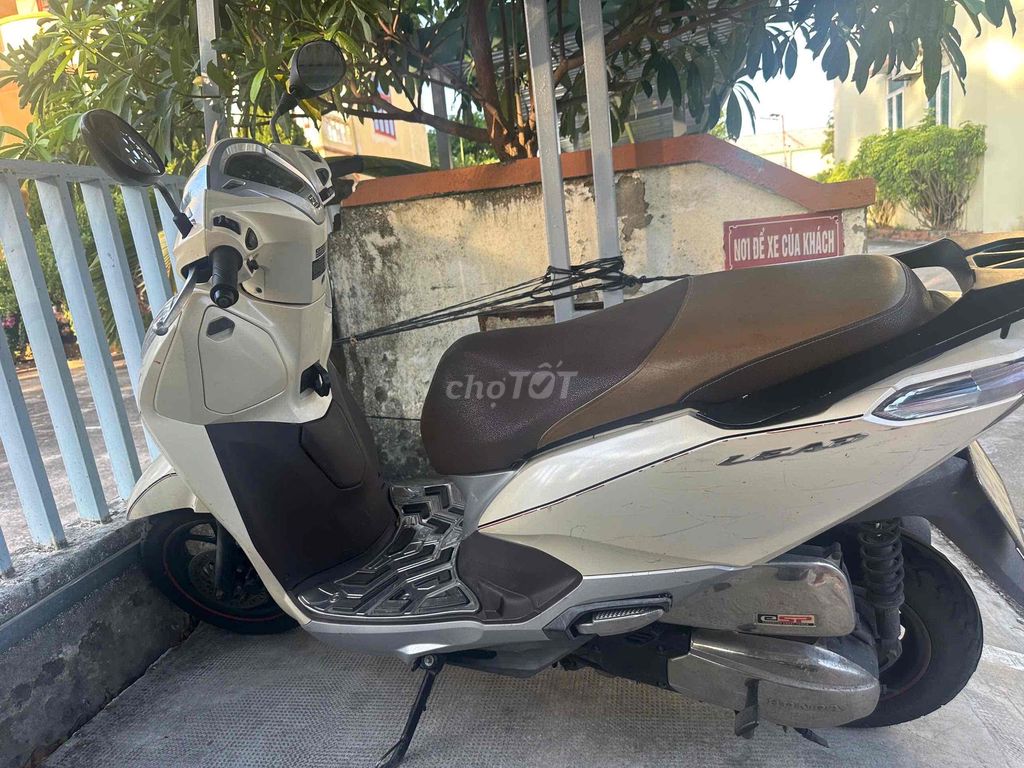 Honda Lead 2019 Золотисто-коричнево-серебристый 54051 км