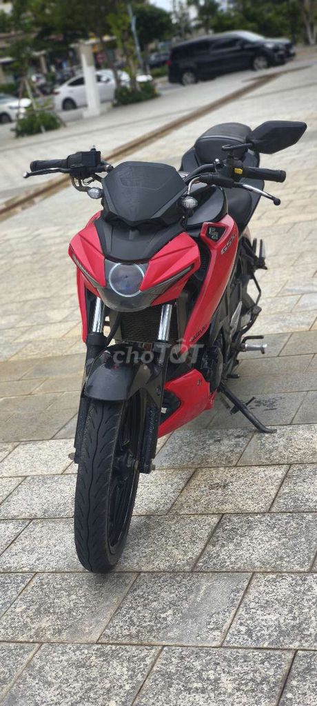 Suzuki GSX S150 красный, с установленным кулачковым валом, продажа или обмен