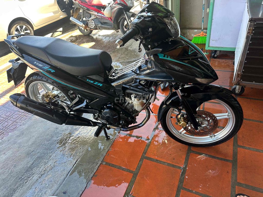 Фото 2: Yamaha Exciter 2015 Черный 140 000 км