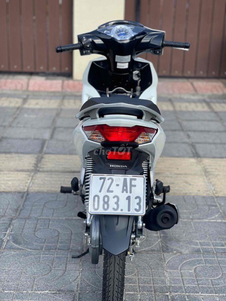 Фото 3: Honda Future Led 2024 Белый 11 тыс. км