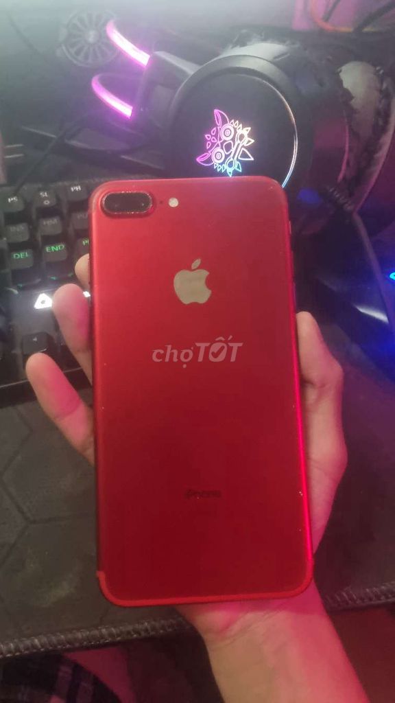Фото 2: Apple iPhone 7 Plus 128GB Красный Б/У
