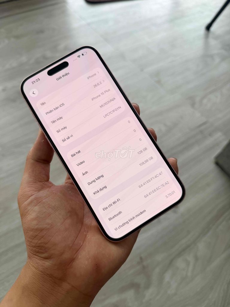 Фото 2: Apple iPhone 15 Plus 128GB розовый