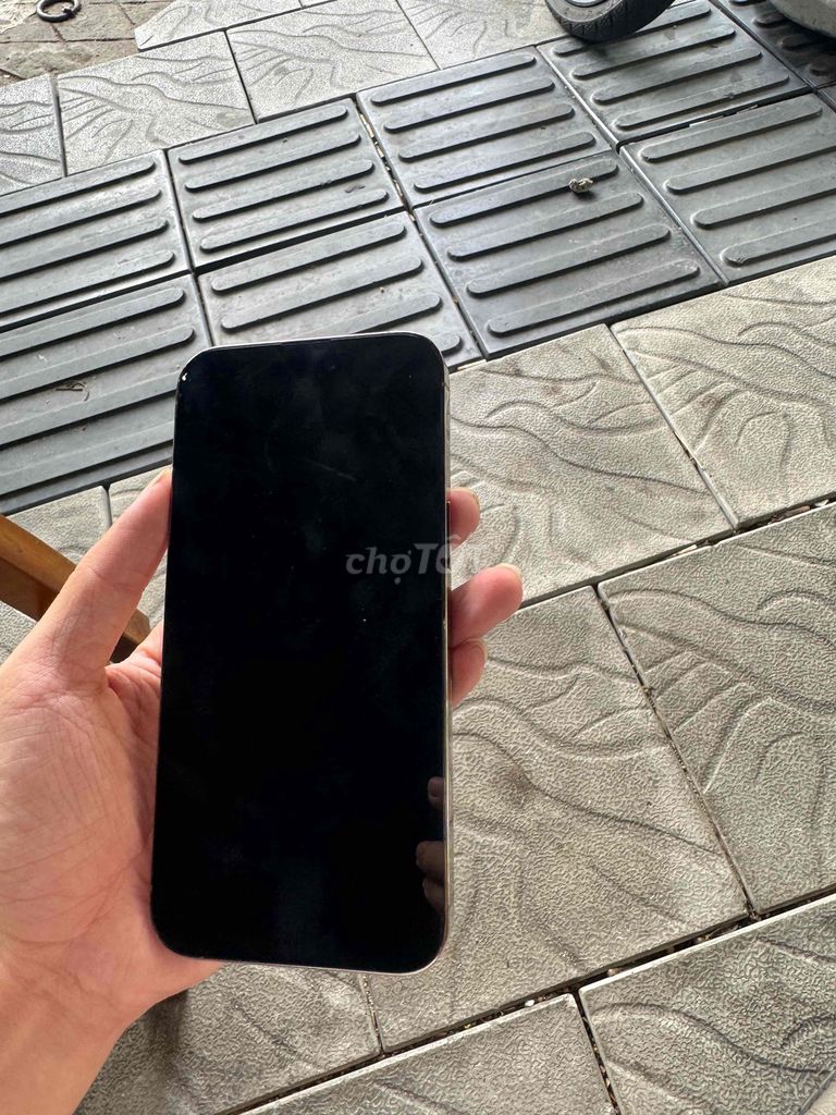 Фото 3: Apple iPhone 14 Pro Max 256GB золотой 84%
