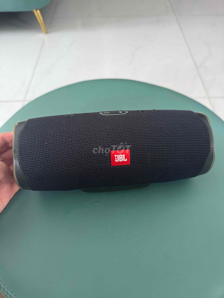 Колонка Bluetooth JBL Charge 4 Черная, б/у